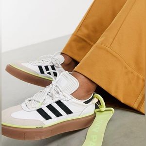 Adidas Ivy Park x Super Sleek 72 Sneaker